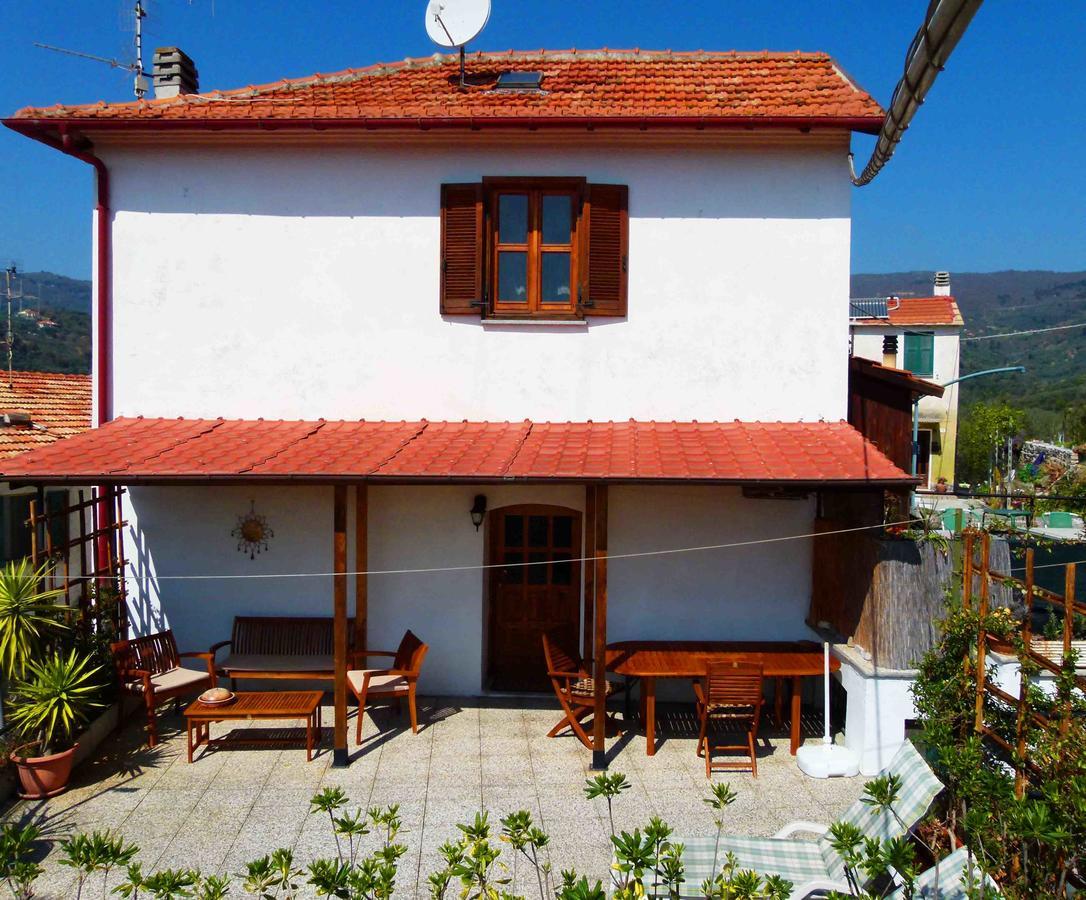 Un Posto Al Sole Villa Diano San Pietro Exterior foto